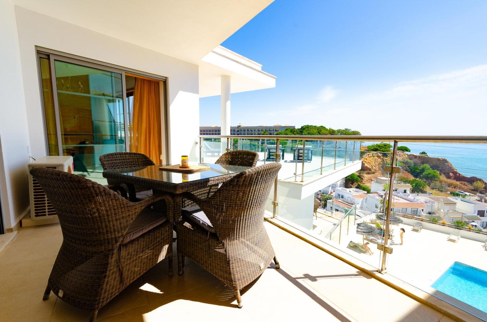 Penthouse Apartment, Superb Sea View 1 Bedroom, Verandas Do Mar At02